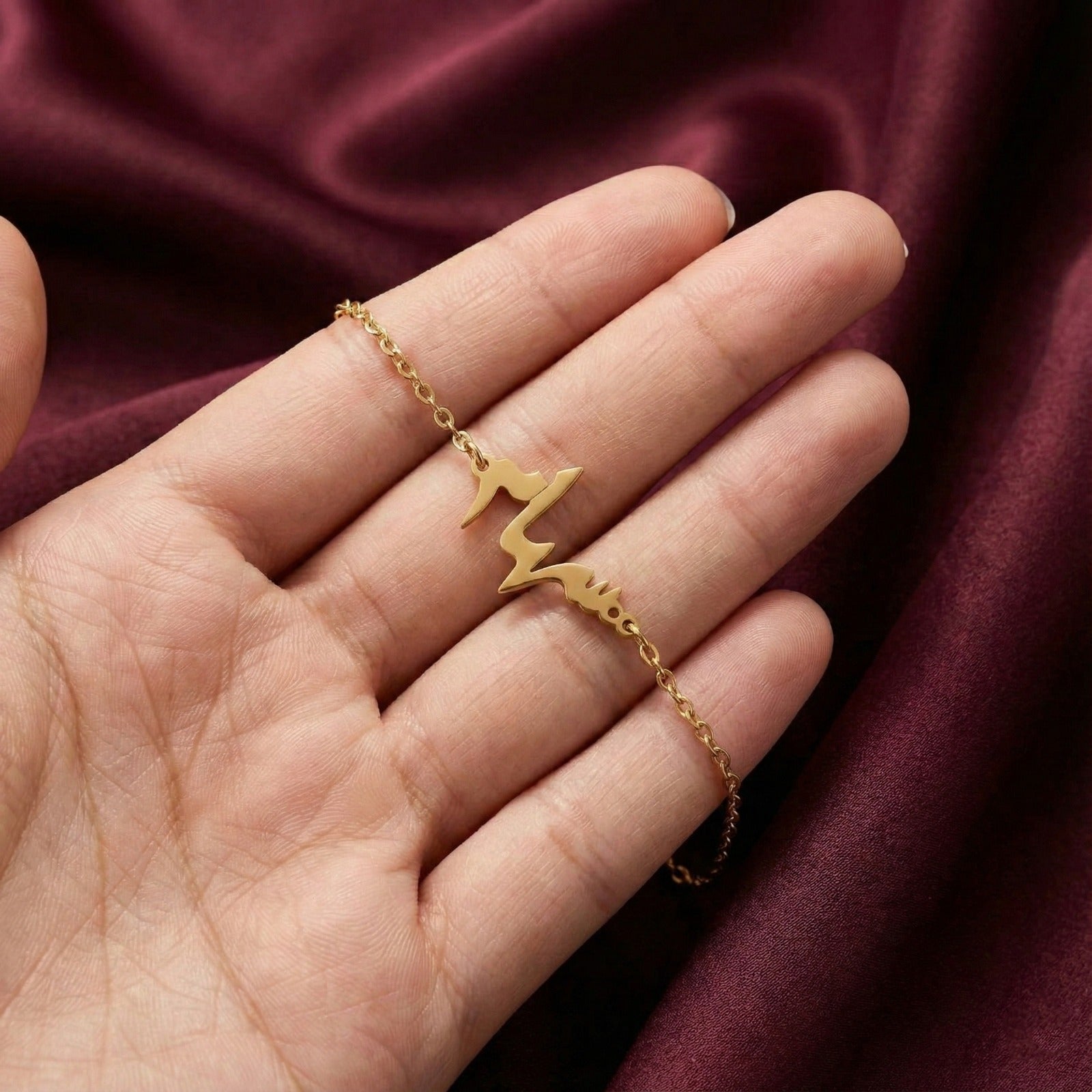 اسوارة اسم حسب طلبك