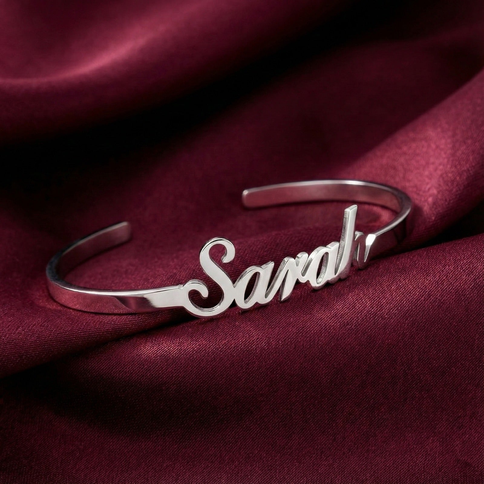 اسوارة اسم حسب طلبك